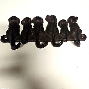 Cast Iron Puppy Wall Mount Hanger